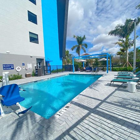 Hotel Tru By Hilton Miramar Exterior foto